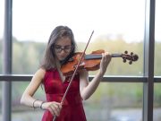Elfida Su Turan Londra Kraliyet Müzik Akademisi’nin “Üstün Başarı Sınıfına” tam burslu olarak kabul edildi
