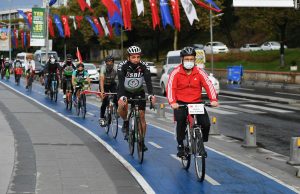 Üsküdar’da bisikletlilerin Cumhuriyet Bayramı turu