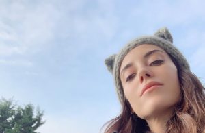 Kedilerin sağlığı için yürütülen sosyal farkındalık kampanyasına, Cansu Dere’den anlamlı destek