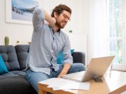 Evden çalışma bel ve boyun problemlerini artırdı