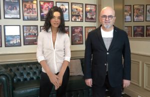 Türkiye’nin ilk robot oyuncusu film sözleşmesi imzaladı!