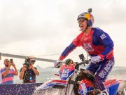 Robbie Maddison, Big Bold’un yeni reklam kampanyasında, dondurması erimeden Avrupa’dan Asya’ya 105 saniyede geçerek dünya rekoru kırdı