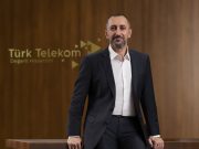 Türk Telekom’dan eğitime 10 bin tablet desteği