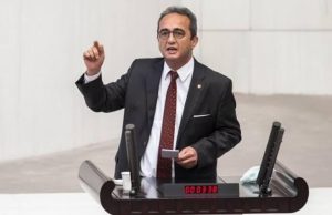 CHP Genel Başkan Yardımcısı Bülent Tezcan: “Erdoğan için başörtüsü ‘hak’ değil, ‘gollük pas’