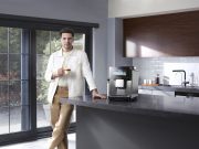 Siemens EQ900 kahve keyfini 29 farklı kahve seçeneğiyle evinize taşıyor