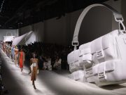 FENDI İLKBAHAR/YAZ 2024 KADIN KOLEKSİYONU