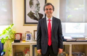 Prof. Dr. Ahmet Aydın: Sahte içki renginden, kokusundan, tadından anlaşılmıyor