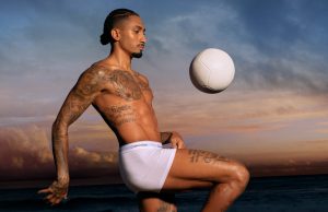 Calvin Klein, Brezilyalı futbolcu Raphinha’nın başrolde olduğu İlkbahar 2026 kampanyasını tanıttı
